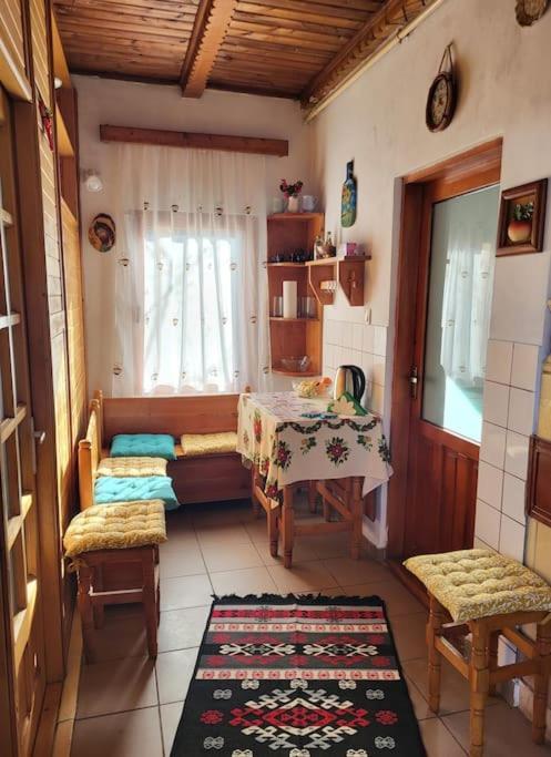 Casa Roza Apartment Бреаза Екстериор снимка
