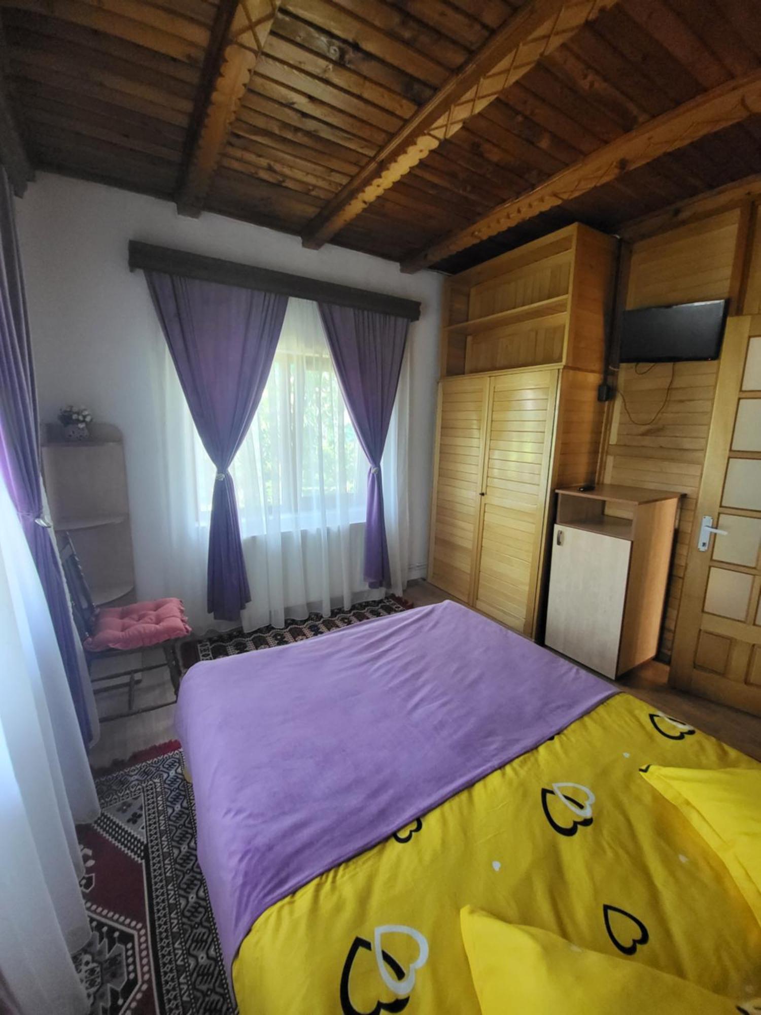 Casa Roza Apartment Бреаза Екстериор снимка