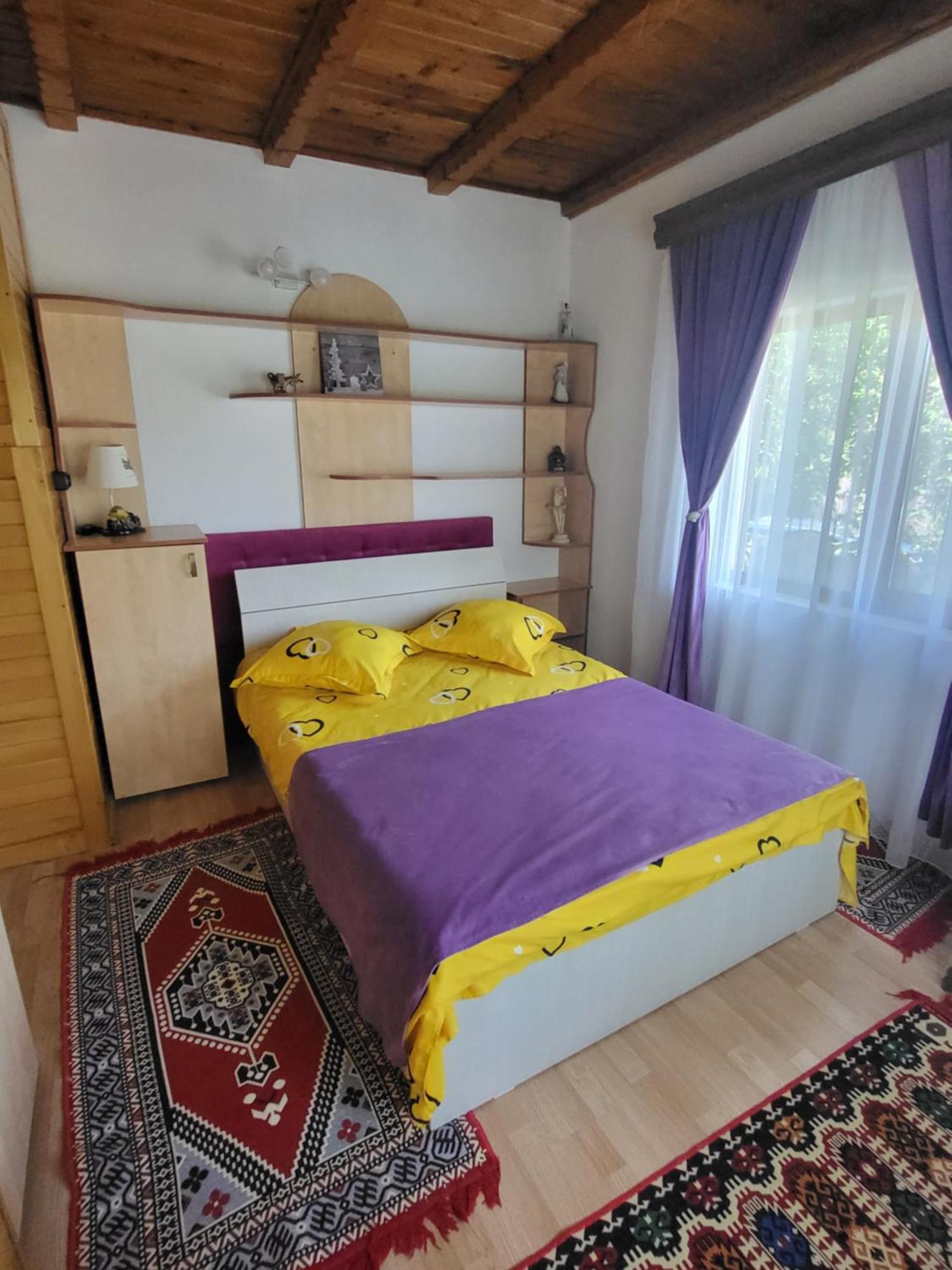 Casa Roza Apartment Бреаза Екстериор снимка